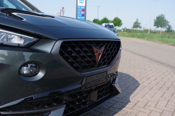 CUPRA Formentor 1.4 e-Hybrid 245 PK VZ Copper Edition, Adap. Cruise Control, Panoramadak, LED