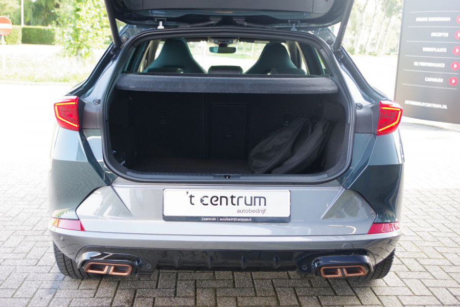 CUPRA Formentor 1.4 e-Hybrid 245 PK VZ Copper Edition, Adap. Cruise Control, Panoramadak, LED