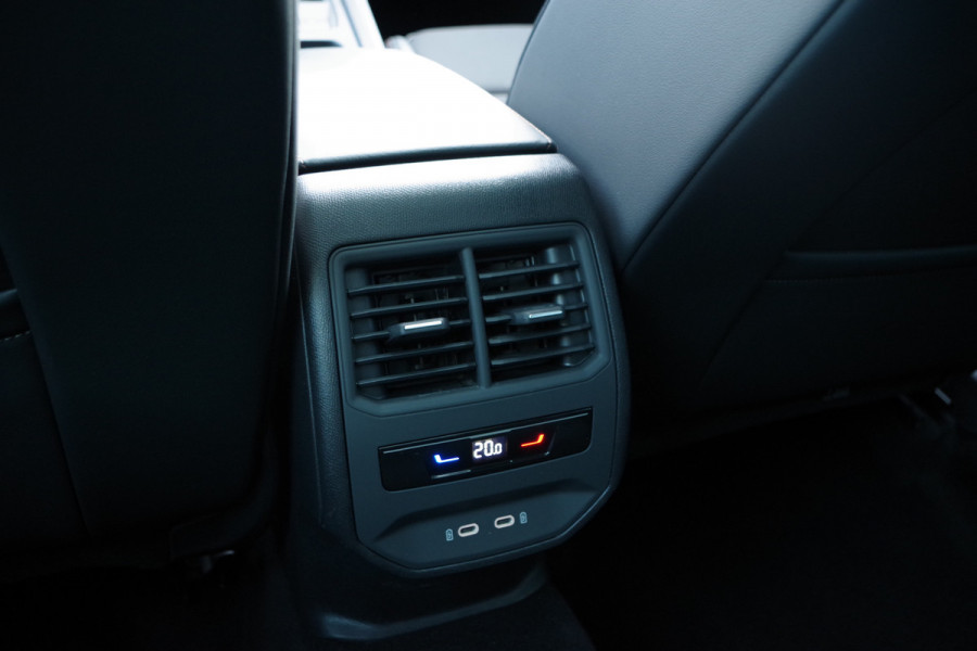 CUPRA Formentor 1.4 e-Hybrid 245 PK VZ Copper Edition, Adap. Cruise Control, Panoramadak, LED