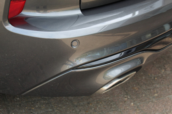Ford Kuga 2.5 PHEV Vignale, Zeer veel comfort voor weinig Leder bekleding , winter pack , Camera , Navigatie , Cruis LED dag rijverlichting , 1500kg trekgewicht