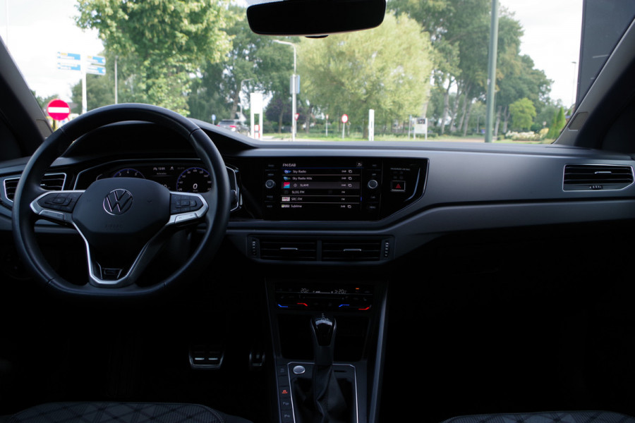 Volkswagen Taigo 1.5 TSI 150 PK R-Line, Trekhaak, Adap. Cruise Control, LED, Carplay