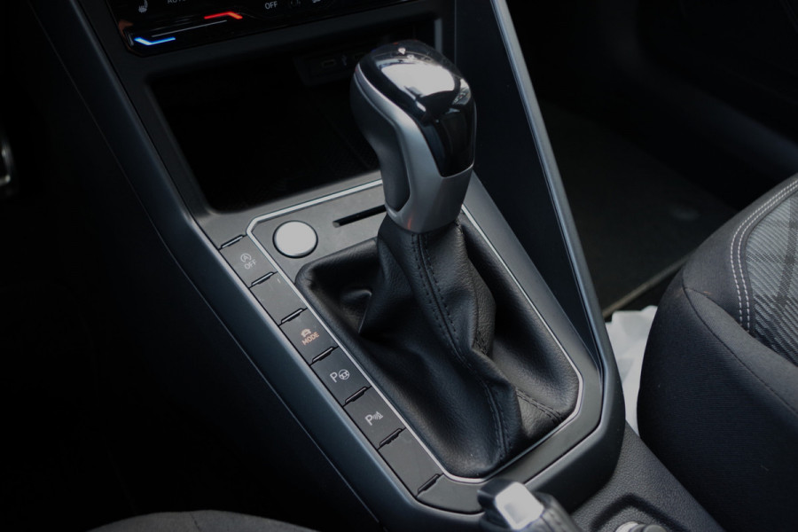 Volkswagen Taigo 1.5 TSI 150 PK R-Line, Trekhaak, Adap. Cruise Control, LED, Carplay