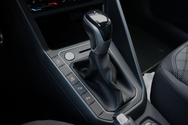 Volkswagen Taigo 1.5 TSI 150 PK R-Line, Trekhaak, Adap. Cruise Control, LED, Carplay