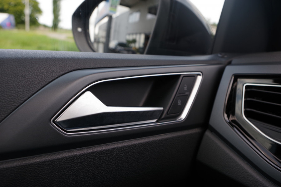 Volkswagen Taigo 1.5 TSI 150 PK R-Line, Trekhaak, Adap. Cruise Control, LED, Carplay