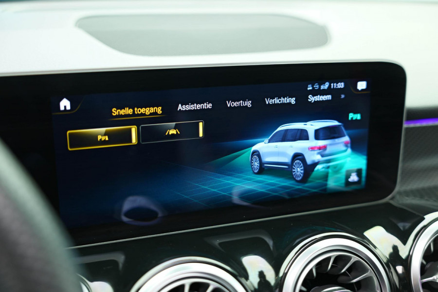 Mercedes-Benz Glb AMG 35 4MATIC Premium Plus |Pano|7zits|Ambient|Camera|