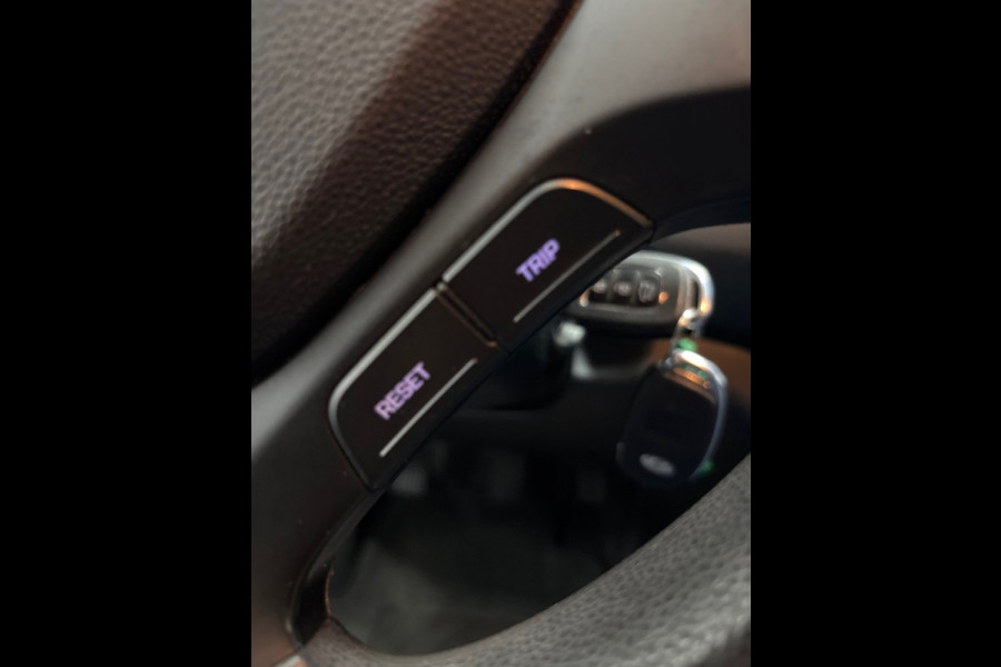 Hyundai i10 1.0i i-Motion Airco 5-deurs