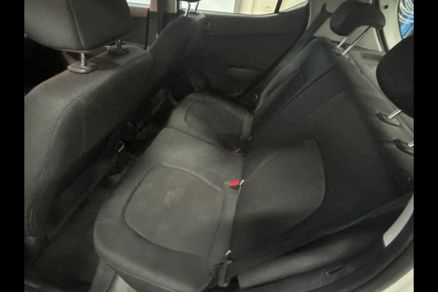 Hyundai i10 1.0i i-Motion Airco 5-deurs