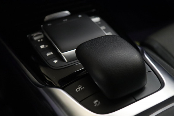 Mercedes-Benz CLA-Klasse AMG 45 / PANO/MEMORY/H&K/SFEER/CAM/LEER/BOMVOLL
