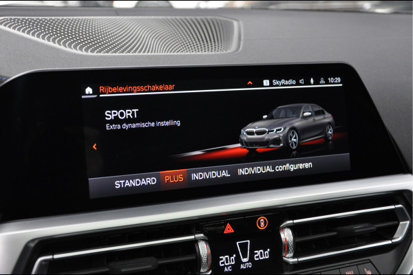 BMW 3-serie M340i xDrive High Executive | PANO | CARBON | M-PERFORMANCE | LASER LED | HUD | 360 | ACC | BLINDSPOT |