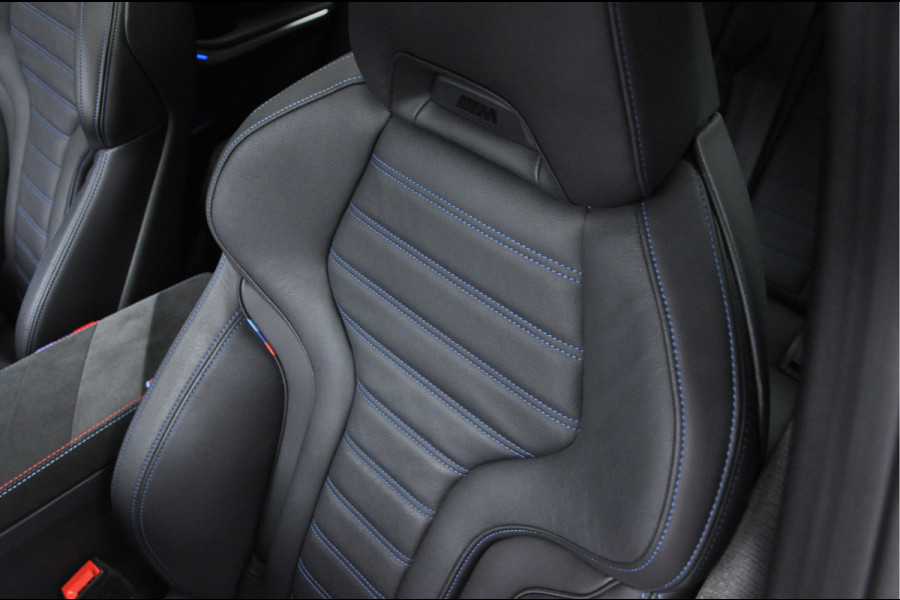 BMW 3-serie M340i xDrive High Executive | PANO | CARBON | M-PERFORMANCE | LASER LED | HUD | 360 | ACC | BLINDSPOT |