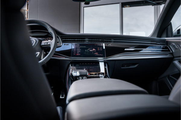 Audi RS Q8 4.0 TFSI quattro Performance - Keramisch | B&O | Carbon | Massage | 360 Camera