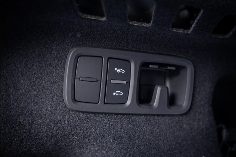 Audi RS Q8 4.0 TFSI quattro Performance - Keramisch | B&O | Carbon | Massage | 360 Camera