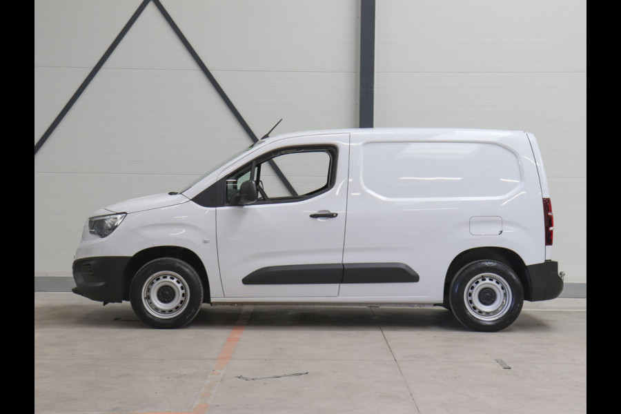 Opel Combo 1.5D L1H1 Edition Airco Navigatie Trekhaak Carplay