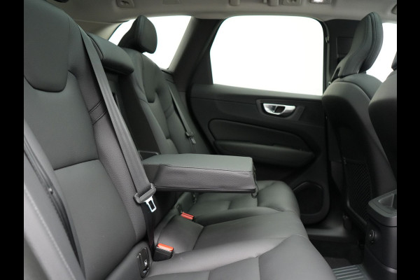 Volvo XC60 T6 AWD Plus Dark Long Range Plug In Hybrid 350pk Dealer O.H PHEV | Panodak | Adaptive Cruise | Camera | Harman Kardon | Lederen Sportstoelen Memory & Verwarmd | Apple Carplay | Pilot Assist | Google Assistant & Maps | Virtual | DAB |