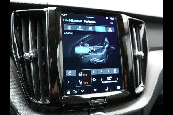 Volvo XC60 T6 AWD Plus Dark Long Range Plug In Hybrid 350pk Dealer O.H PHEV | Panodak | Adaptive Cruise | Camera | Harman Kardon | Lederen Sportstoelen Memory & Verwarmd | Apple Carplay | Pilot Assist | Google Assistant & Maps | Virtual | DAB |
