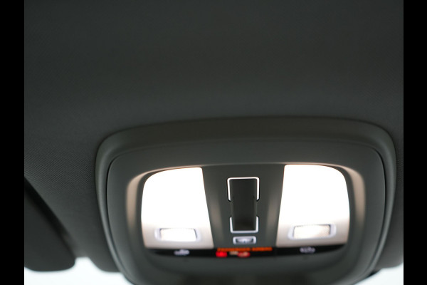 Volvo XC60 T6 AWD Plus Dark Long Range Plug In Hybrid 350pk Dealer O.H PHEV | Panodak | Adaptive Cruise | Camera | Harman Kardon | Lederen Sportstoelen Memory & Verwarmd | Apple Carplay | Pilot Assist | Google Assistant & Maps | Virtual | DAB |