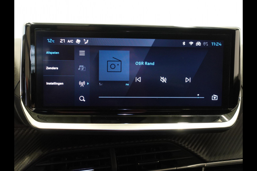 Peugeot 2008 1.2 PureTech 130pk Automaat Allure Navigatie Apple Carplay/Android Auto 360 camera Parkeersensoren Blind Spot Assist Adaptive Cruise Control Stoelverwarming Getinte ramen Climate Control