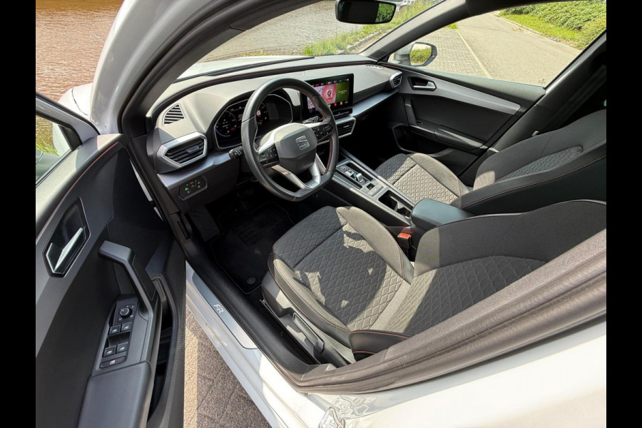 Seat Leon Sportstourer 1.4 TSI eHybrid PHEV FR digi daschboard vol opties mooie auto