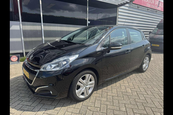 Peugeot 208 1.2 PureTech Signature NL-auto/Navi/Airco/Cruise controle