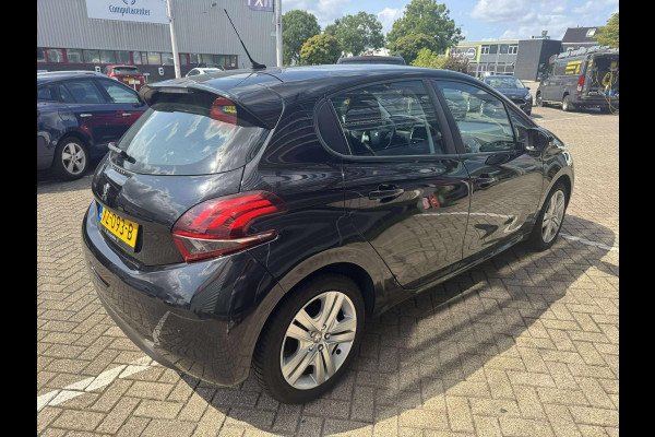 Peugeot 208 1.2 PureTech Signature NL-auto/Navi/Airco/Cruise controle