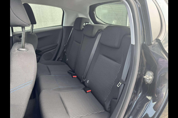 Peugeot 208 1.2 PureTech Signature NL-auto/Navi/Airco/Cruise controle