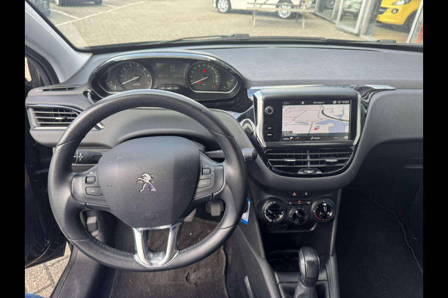 Peugeot 208 1.2 PureTech Signature NL-auto/Navi/Airco/Cruise controle