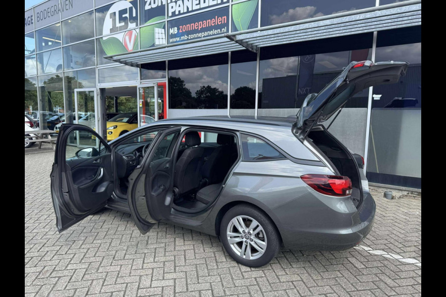 Opel Astra Sports Tourer 1.2 Business Edition