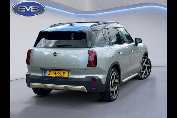 MINI Countryman SE ALL4 Favoured L 66.5 kWh, panoramadak, leder, nw prijs € 60440,- 1 e eigenaar, nl auto met nap