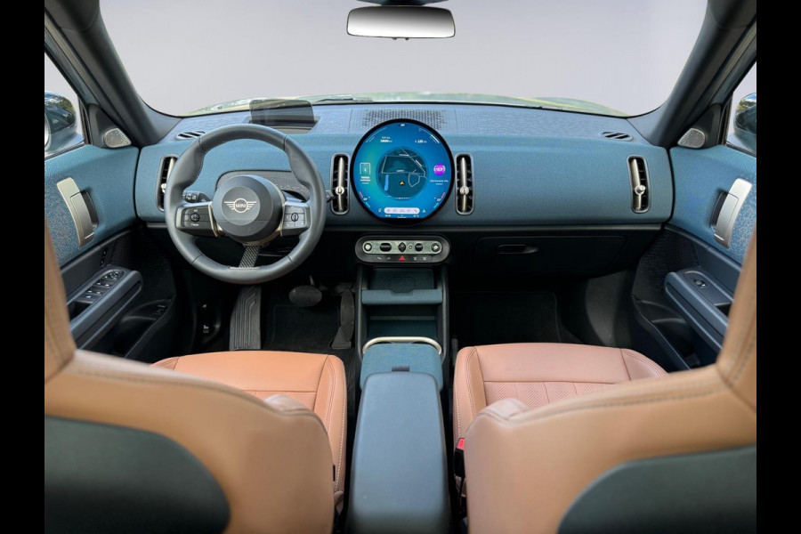 MINI Countryman SE ALL4 Favoured L 66.5 kWh, panoramadak, leder, nw prijs € 60440,- 1 e eigenaar, nl auto met nap