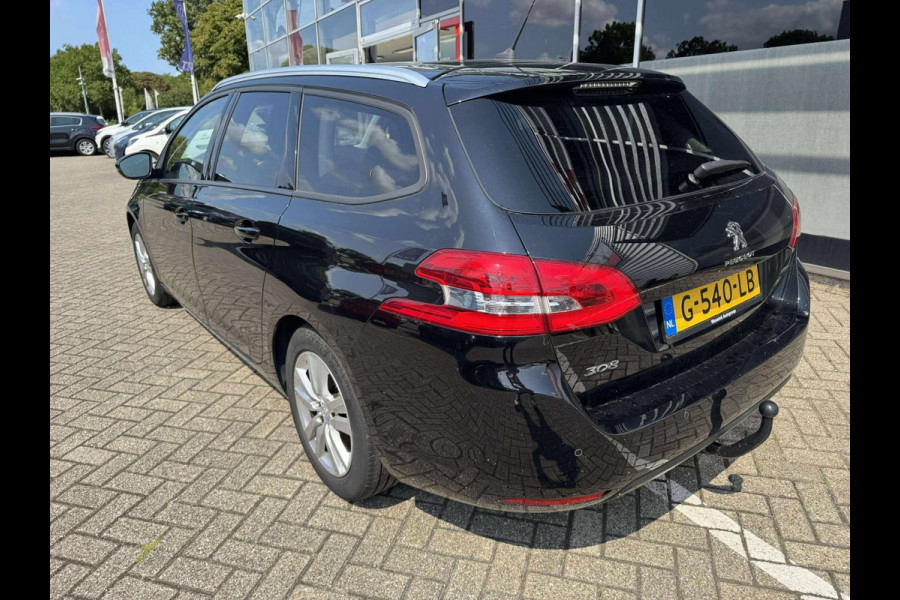 Peugeot 308 SW 1.2 PureTech Blue Lease Executive