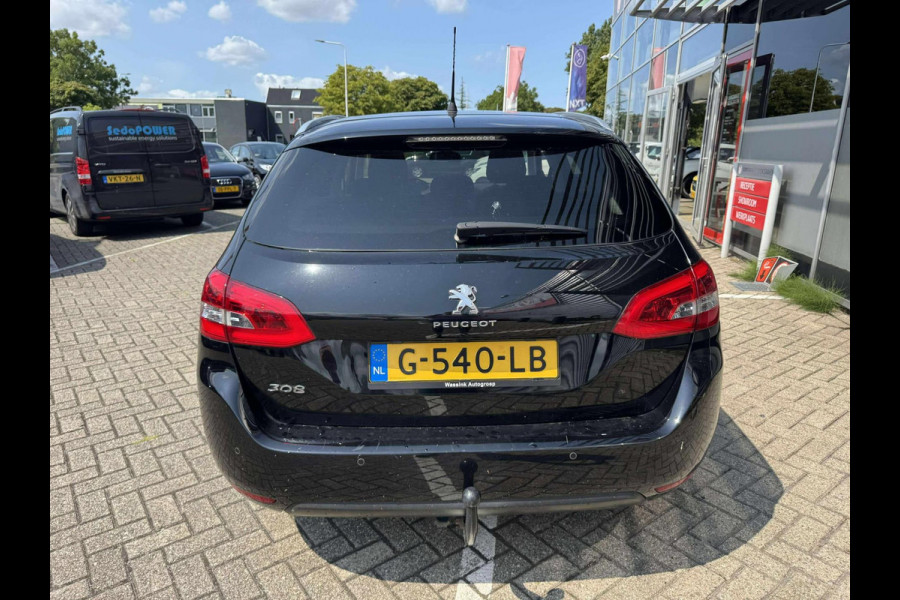 Peugeot 308 SW 1.2 PureTech Blue Lease Executive