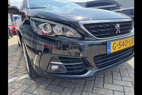 Peugeot 308 SW 1.2 PureTech Blue Lease Executive