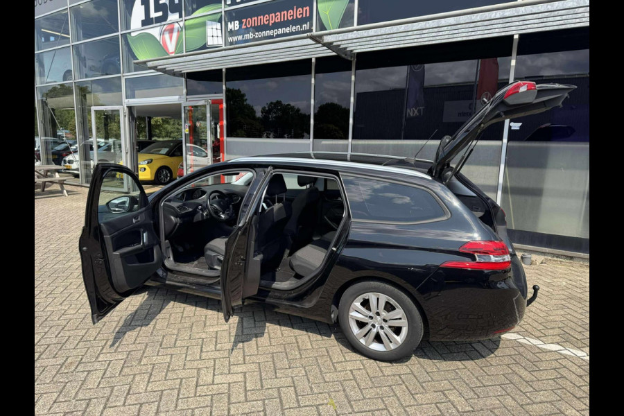 Peugeot 308 SW 1.2 PureTech Blue Lease Executive