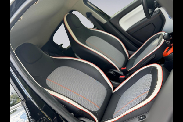 Renault Twingo Z.E. R80 AUTOMAAT Intens Vibes,vele opties, 1e eigenaar, camera , navigatie, stoelverwarming, 16 inch lmv, led