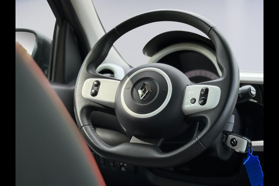 Renault Twingo Z.E. R80 AUTOMAAT Intens Vibes,vele opties, 1e eigenaar, camera , navigatie, stoelverwarming, 16 inch lmv, led