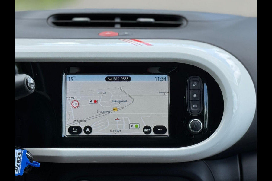 Renault Twingo Z.E. R80 AUTOMAAT Intens Vibes,vele opties, 1e eigenaar, camera , navigatie, stoelverwarming, 16 inch lmv, led