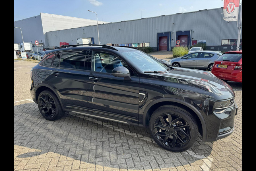 Lynk & Co 01 1.5 Black-edition