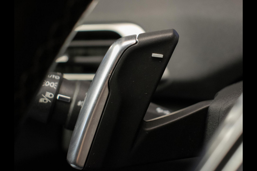 Peugeot 3008 1.2 PureTech Allure Sport (APPLE CARPLAY,NAVI,LED,CRUISE,CAMERA,SFEERVERLICHTING,CLIMATE,DODE HOEK,GETINT,NETTESTAAT)