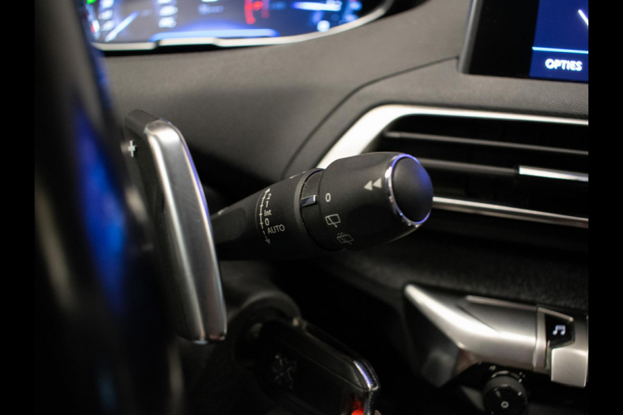 Peugeot 3008 1.2 PureTech Allure Sport (APPLE CARPLAY,NAVI,LED,CRUISE,CAMERA,SFEERVERLICHTING,CLIMATE,DODE HOEK,GETINT,NETTESTAAT)