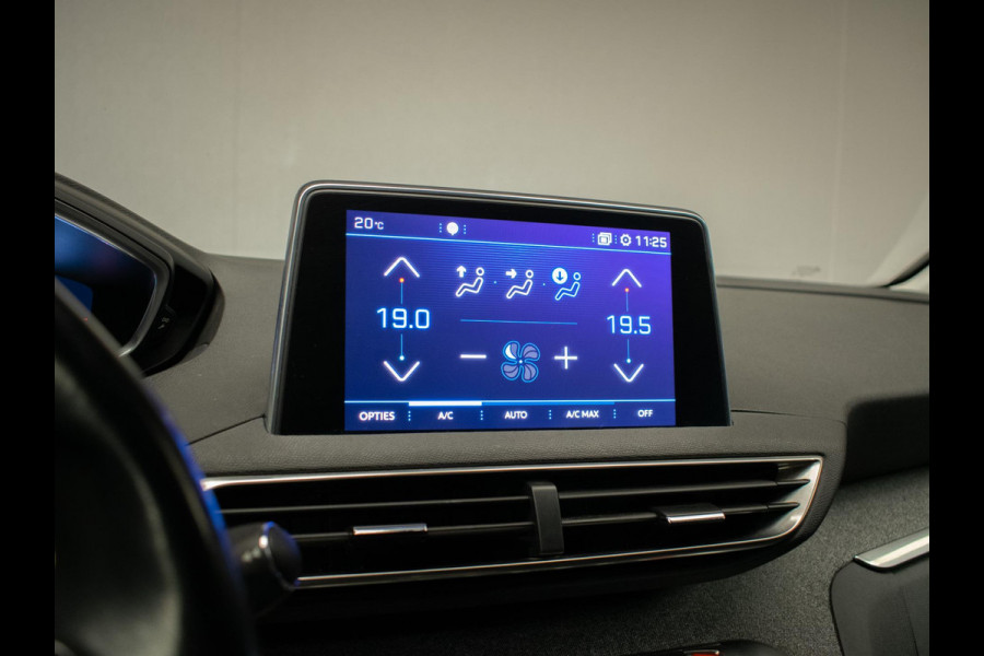 Peugeot 3008 1.2 PureTech Allure Sport (APPLE CARPLAY,NAVI,LED,CRUISE,CAMERA,SFEERVERLICHTING,CLIMATE,DODE HOEK,GETINT,NETTESTAAT)