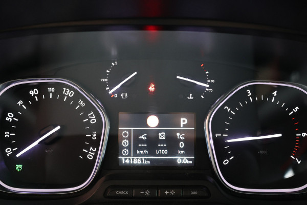 Citroën Jumpy 2.0 BlueHDI XL L3 177 PK DC | ACC | Blind Spot | Navigatie | Bi-Xenon | Head-Up | Camera | CarPlay | Stoelverwarming | Trekhaak | F1 Flippers | 6-Zitter | Peugeot Expert | Opel Vivaro | Dubbel Cabine | Nieuwe APK