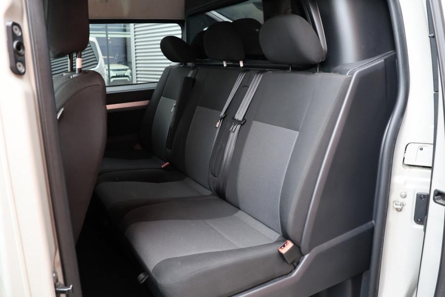 Citroën Jumpy 2.0 BlueHDI XL L3 177 PK DC | ACC | Blind Spot | Navigatie | Bi-Xenon | Head-Up | Camera | CarPlay | Stoelverwarming | Trekhaak | F1 Flippers | 6-Zitter | Peugeot Expert | Opel Vivaro | Dubbel Cabine | Nieuwe APK