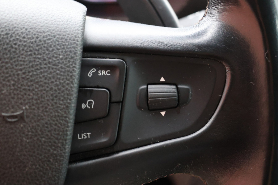 Citroën Jumpy 2.0 BlueHDI XL L3 177 PK DC | ACC | Blind Spot | Navigatie | Bi-Xenon | Head-Up | Camera | CarPlay | Stoelverwarming | Trekhaak | F1 Flippers | 6-Zitter | Peugeot Expert | Opel Vivaro | Dubbel Cabine | Nieuwe APK