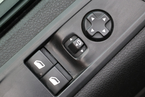 Citroën Jumpy 2.0 BlueHDI XL L3 177 PK DC | ACC | Blind Spot | Navigatie | Bi-Xenon | Head-Up | Camera | CarPlay | Stoelverwarming | Trekhaak | F1 Flippers | 6-Zitter | Peugeot Expert | Opel Vivaro | Dubbel Cabine | Nieuwe APK