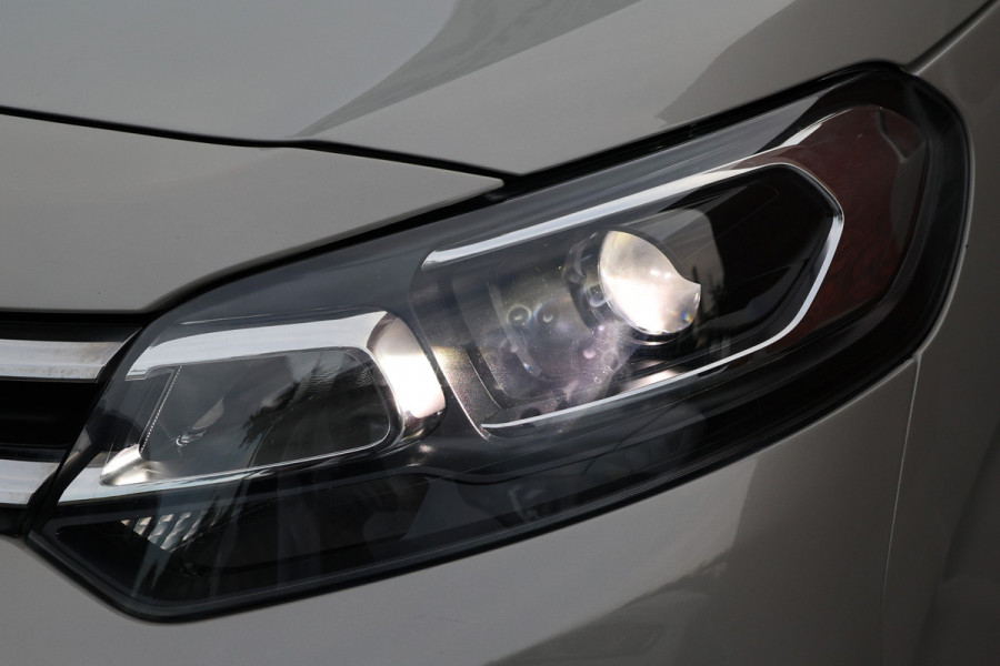 Citroën Jumpy 2.0 BlueHDI XL L3 177 PK DC | ACC | Blind Spot | Navigatie | Bi-Xenon | Head-Up | Camera | CarPlay | Stoelverwarming | Trekhaak | F1 Flippers | 6-Zitter | Peugeot Expert | Opel Vivaro | Dubbel Cabine | Nieuwe APK