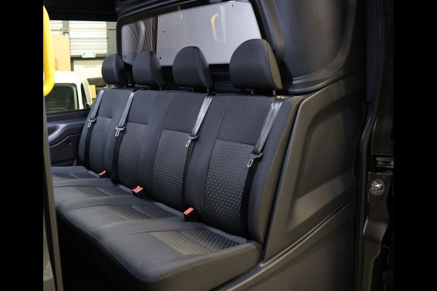Ford Transit 350 2.0 TDCI L3H2 165PK AUT Limited DC | 7-Zitter | L+R Schuifdeur | 360 Camera | ACC | Navigatie | Bi-Xenon | Lane assist | BLIS | CarPlay | Stoelverwarming | Stuurwielverwarming | Dubbel Cabine | Facelift model MY2025