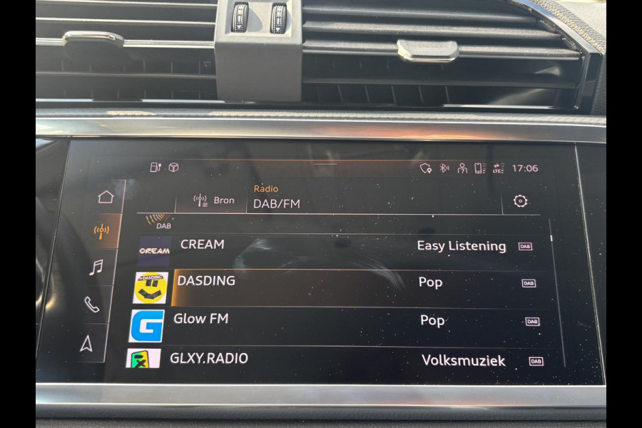 Audi Q3 Sportback 45 TFSI e Advanced Edition | Plug-in Hybrid | Adaptive Cruise Control | Elektrische trekhaak | Stoelverwarming | 12 maanden BOVAG-garantie + grote beurt inbegrepen |