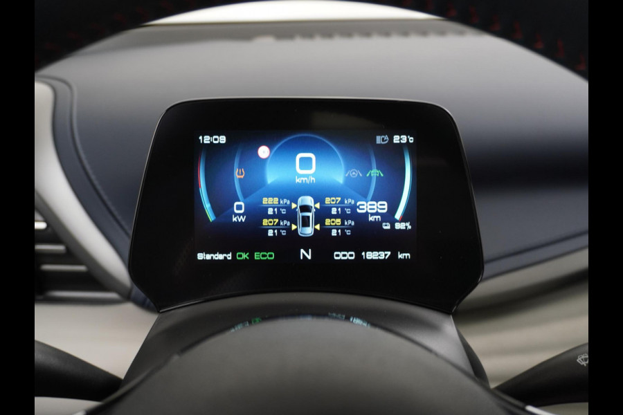 BYD ATTO 3 Design Design COMPLETE AUTO | RIJKLAAR INCL. FABR. GARANTIE T/M 2029 | AANDRIJFLIJN EN ACCU ZELFS T/M 2031