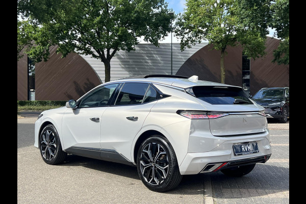 DS DS 4 1.2 PureTech Opéra 130PK PANO | STOEL VERWARMING + VERKOELING| 360 CAMERA | ELEK. ACHTERKLEP | FULL OPTION | RIJKLAAR GELEVERD MET FABRIEKSGARANTIE TOT 2-2026!