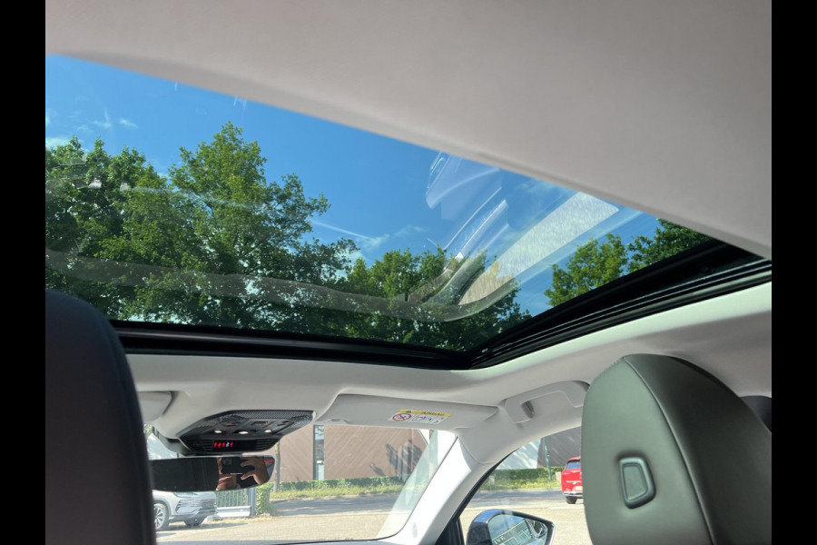 DS DS 4 1.2 PureTech Opéra 130PK PANO | STOEL VERWARMING + VERKOELING| 360 CAMERA | ELEK. ACHTERKLEP | FULL OPTION | RIJKLAAR GELEVERD MET FABRIEKSGARANTIE TOT 2-2026!